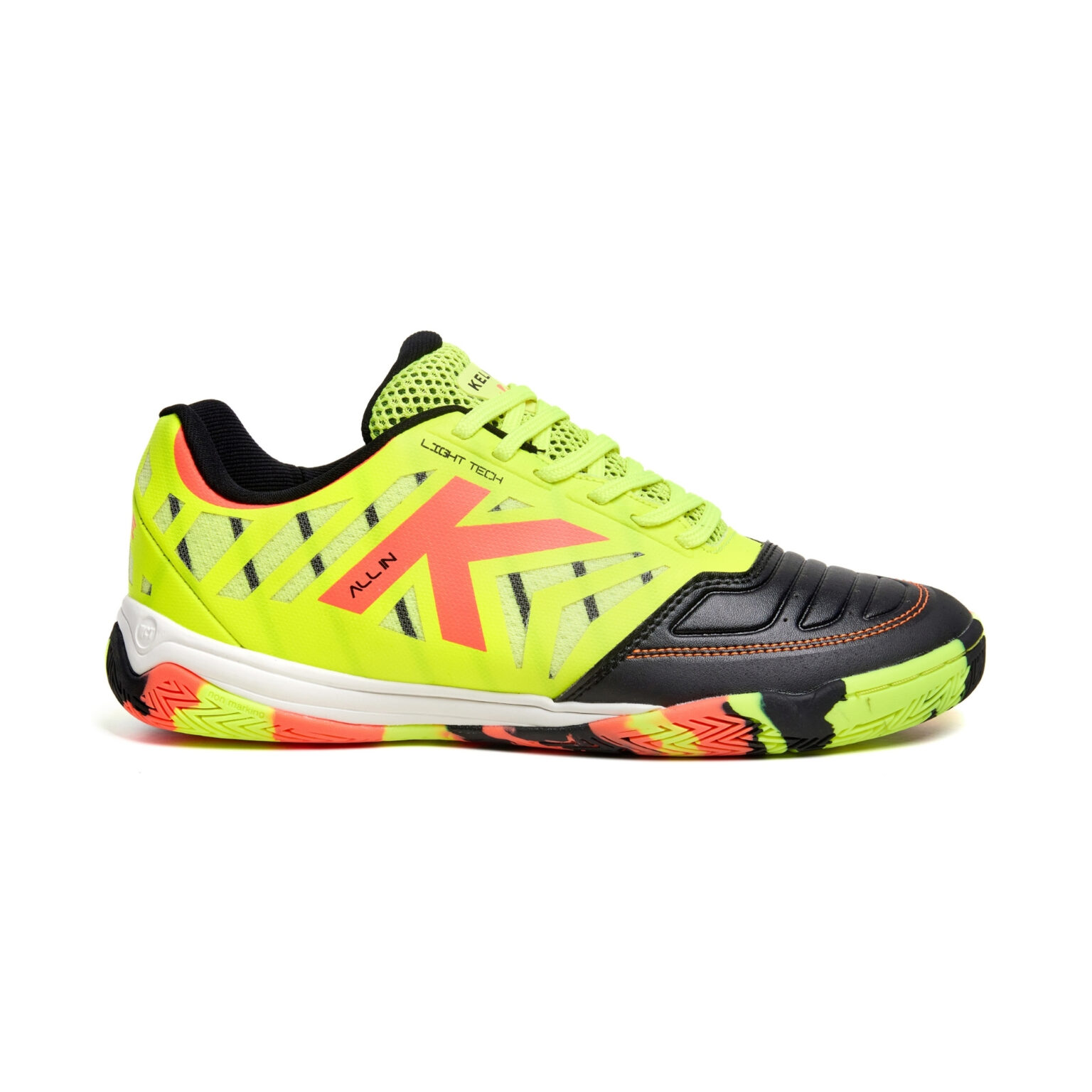 Zapatillas Futsal All In Negro y Lima Kelme (2)